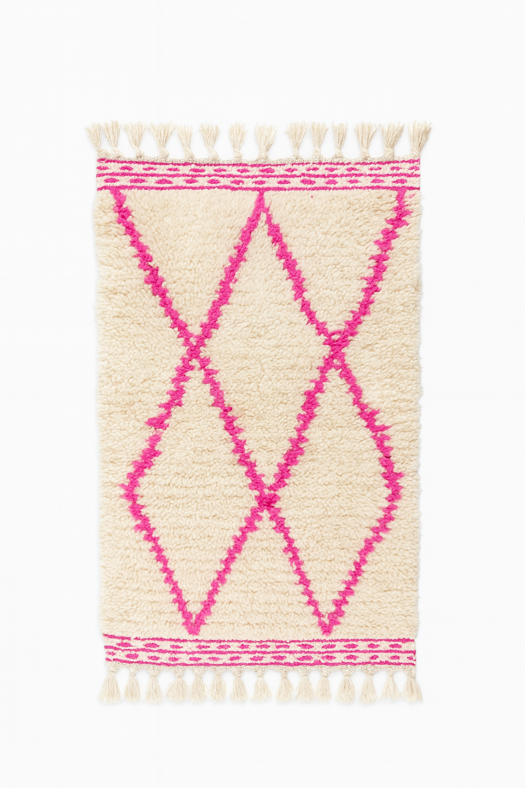 Handwoven Beni Ourain mini rug in ivory wool with bright pink diamond lines.