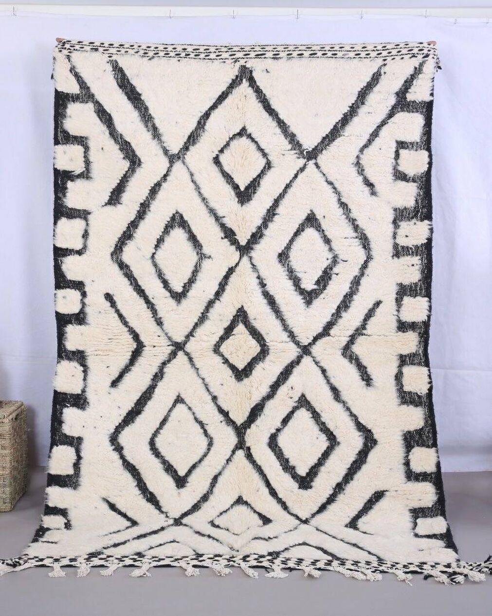 Agafay Souk Nomad Noir Beni Ouarain Rug