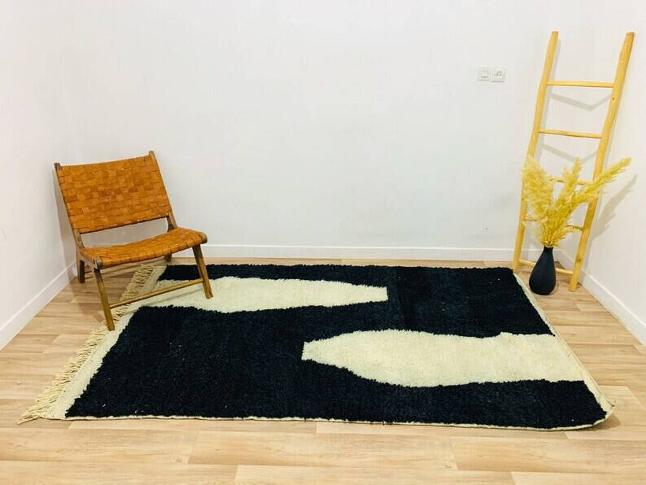 Agafay Souk Obsidian Abstract Beni Ouarain Rug