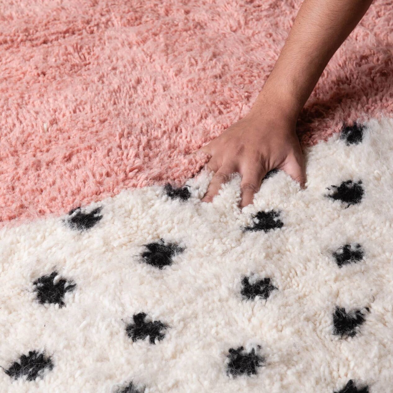Agafay Souk Painted Blush Oasis Beni Ouarain Rug