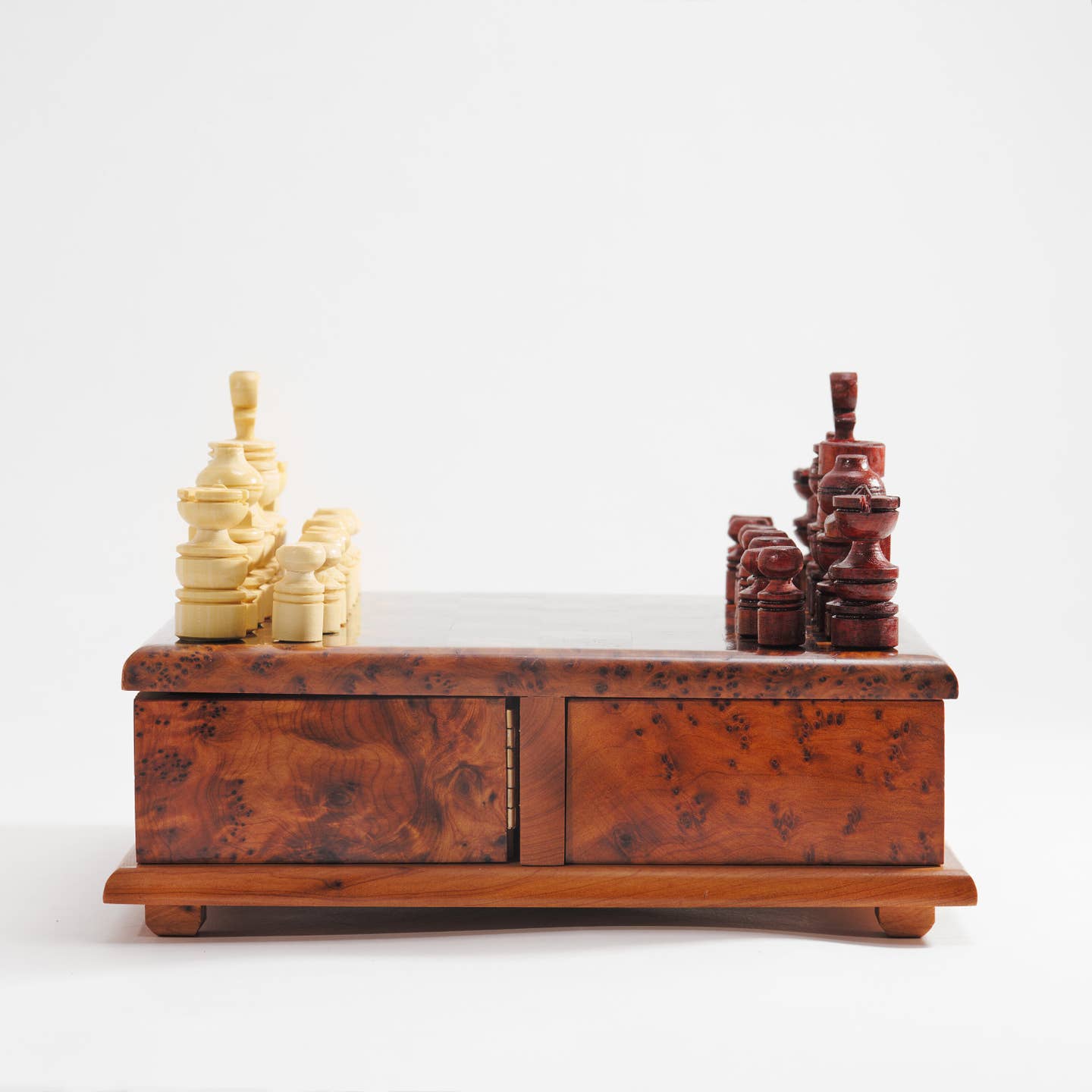 Agafay Souk Thuya Kings Chess Set