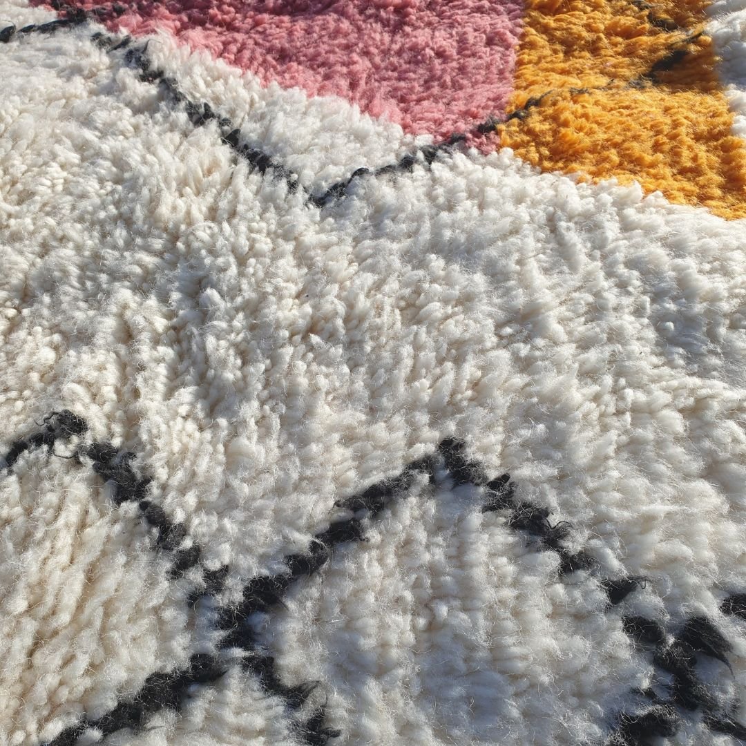 Agafay Souk White Beni Ourain Authentic Rug