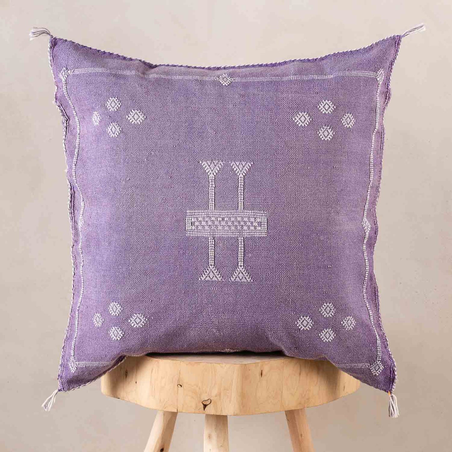 Agafay Souk Cactus Silk Pillow – Lavender Mist