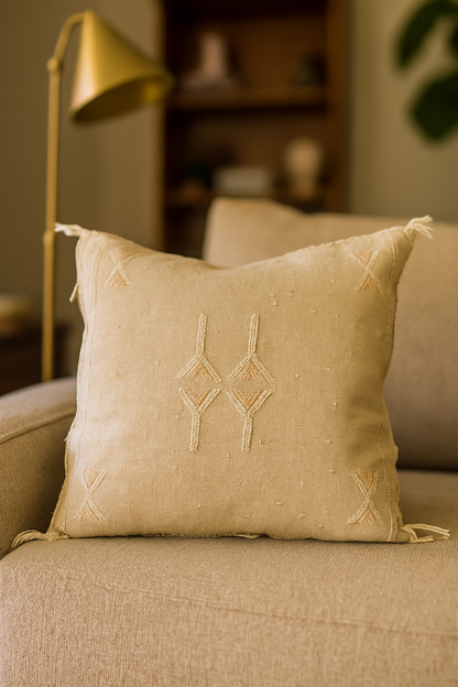 Agafay Souk Nomad Beige Silk Pillow