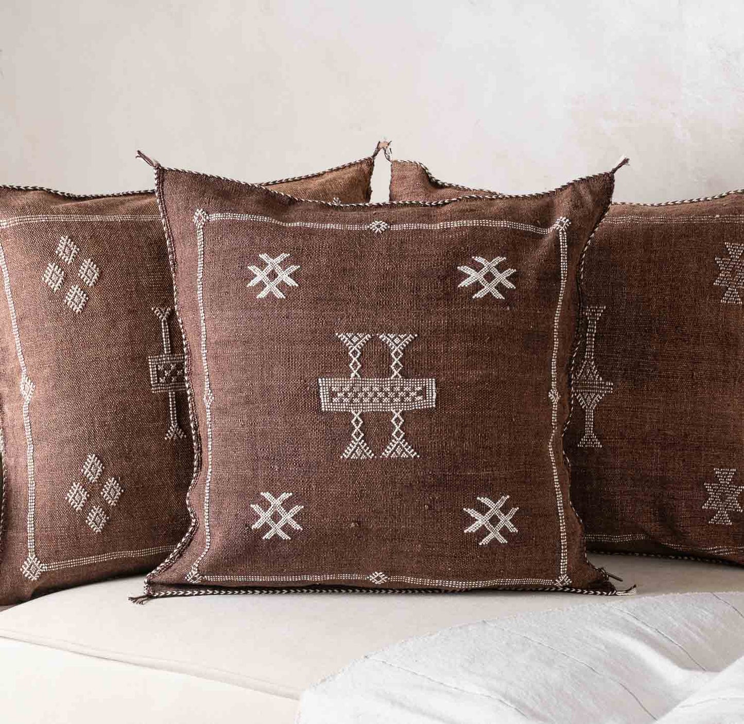 Agafay Souk Cactus Silk Pillow – Earth Clay